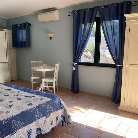 Hotel Villa Del Parco Ла Мадалена Екстериор снимка