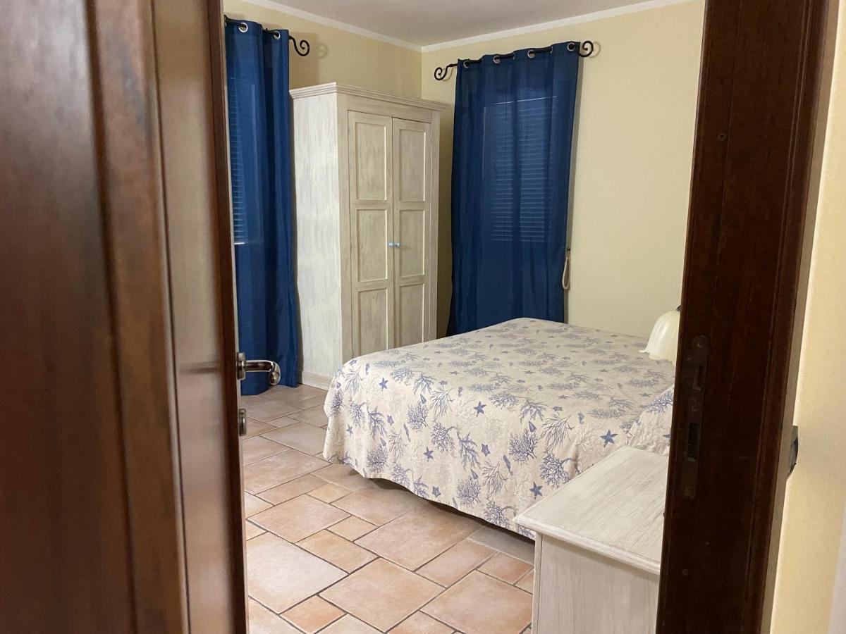 Hotel Villa Del Parco Ла Мадалена Екстериор снимка