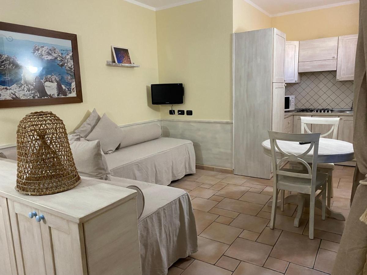 Hotel Villa Del Parco Ла Мадалена Екстериор снимка