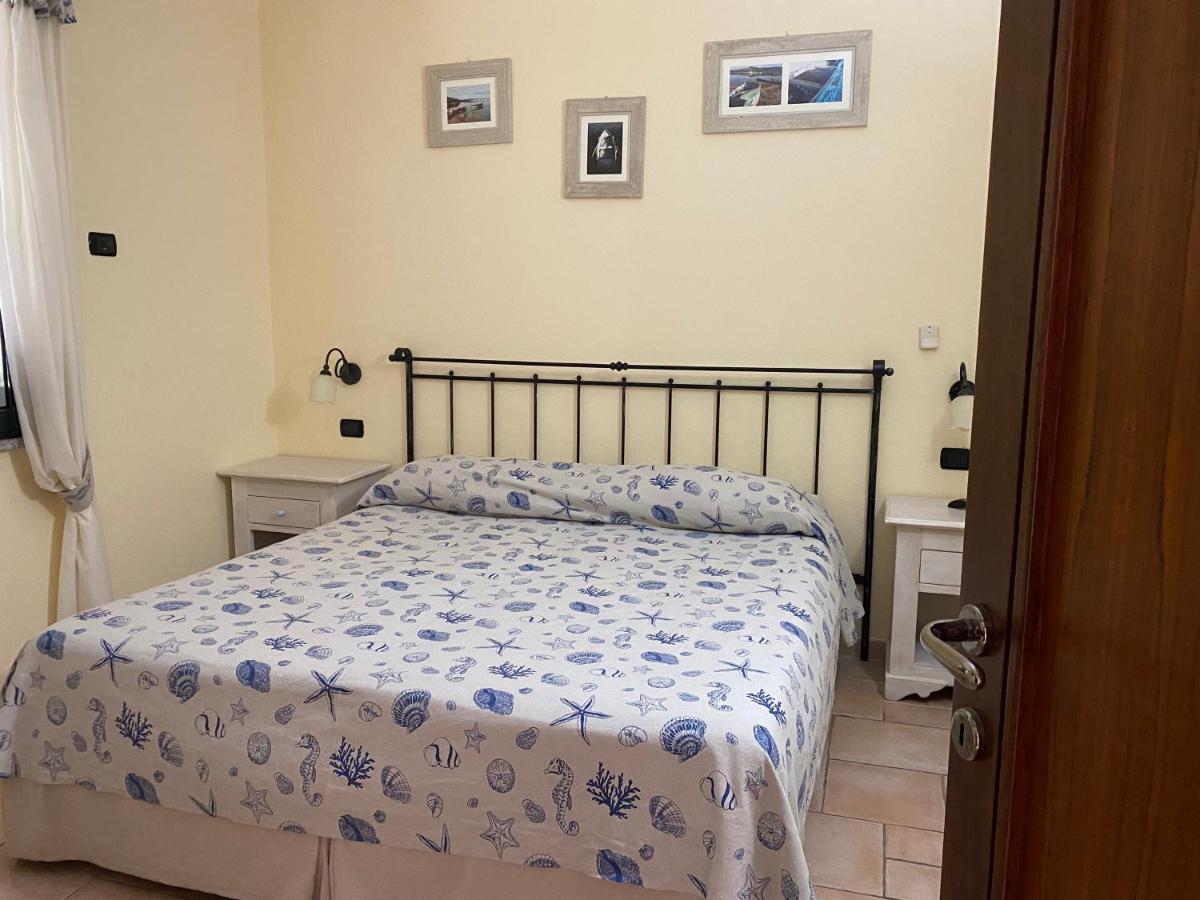 Hotel Villa Del Parco Ла Мадалена Екстериор снимка
