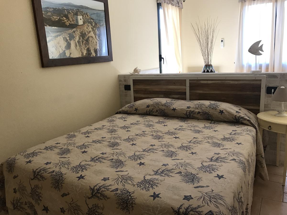 Hotel Villa Del Parco Ла Мадалена Екстериор снимка